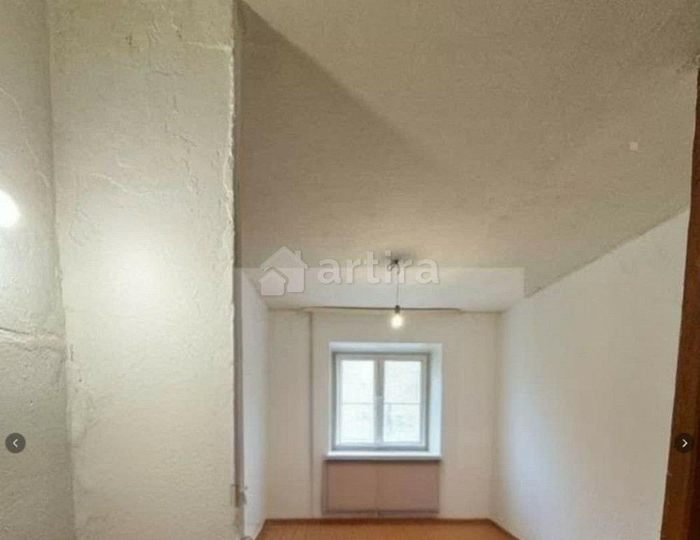 Комната, 11 м2, 1/5 эт. Екатеринбург - изображение 1