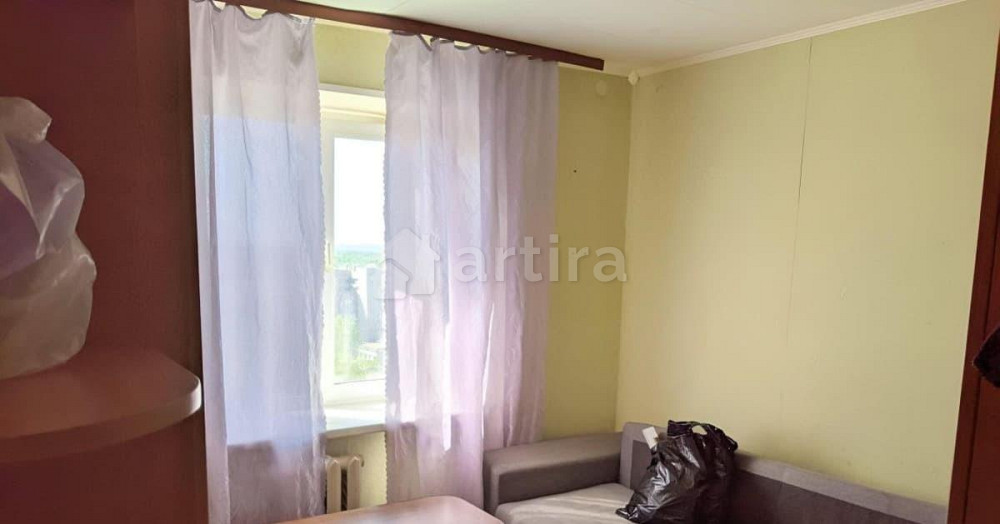 Комната, 12 м2, 9/10 эт. Ижевск - изображение 1