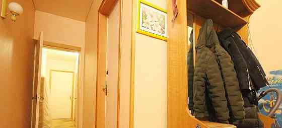 Комната, 68 м2, 2/6 эт. Санкт-Петербург