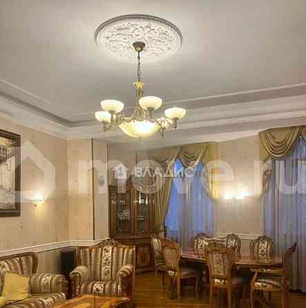 5-комн. квартира, 180 м2, 3/7 эт. Москва