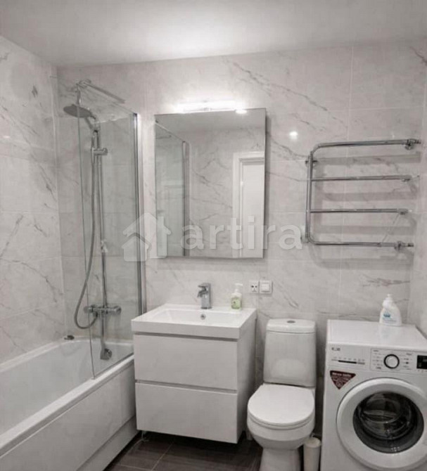 Комната, 11 м2, 4/24 эт. Санкт-Петербург - изображение 2