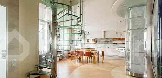 6-комн. квартира, 246 м2, 4/4 эт. Москва