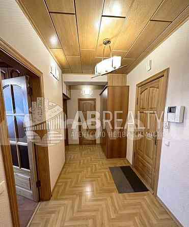 2-комн. квартира, 55 м2, 22/25 эт. Москва