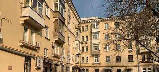 Комната, 15.7 м2, 3/5 эт. Москва