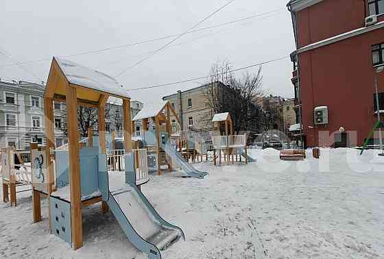 Комната, 7.5 м2, 2/4 эт. Москва