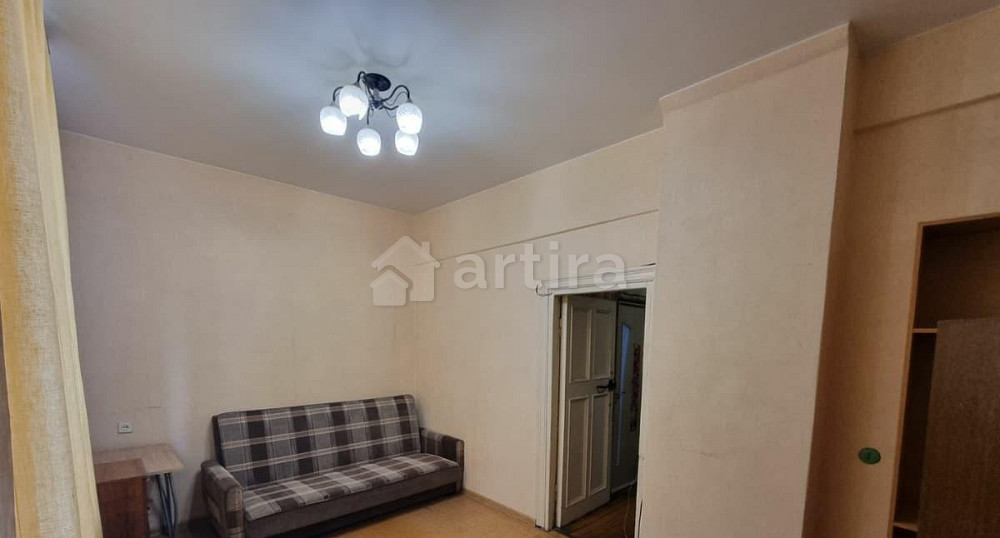 Комната, 14 м2, 4/5 эт. Москва - изображение 1