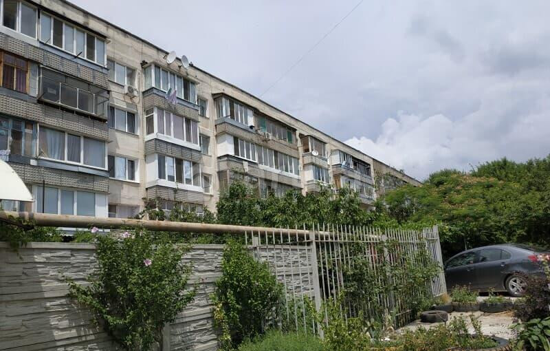 2-комн. квартира, 55 м2, 3/5 эт. Феодосия - изображение 2