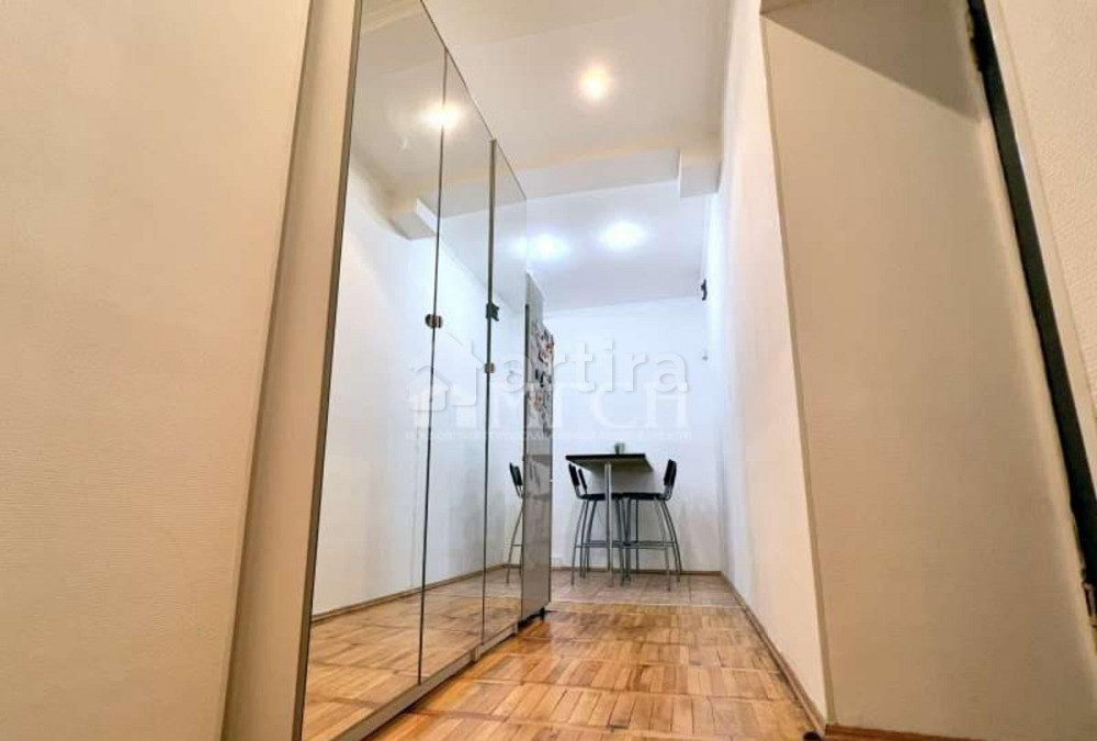 2-комн. квартира, 68 м2, 4/5 эт. Москва - изображение 4