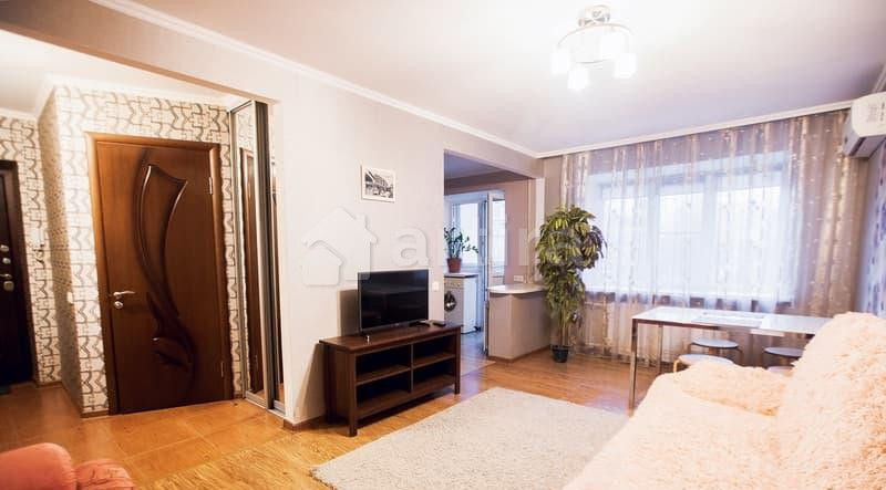 3-комн. квартира, 64 м2, 4/4 эт. Ростов-на-Дону - изображение 1