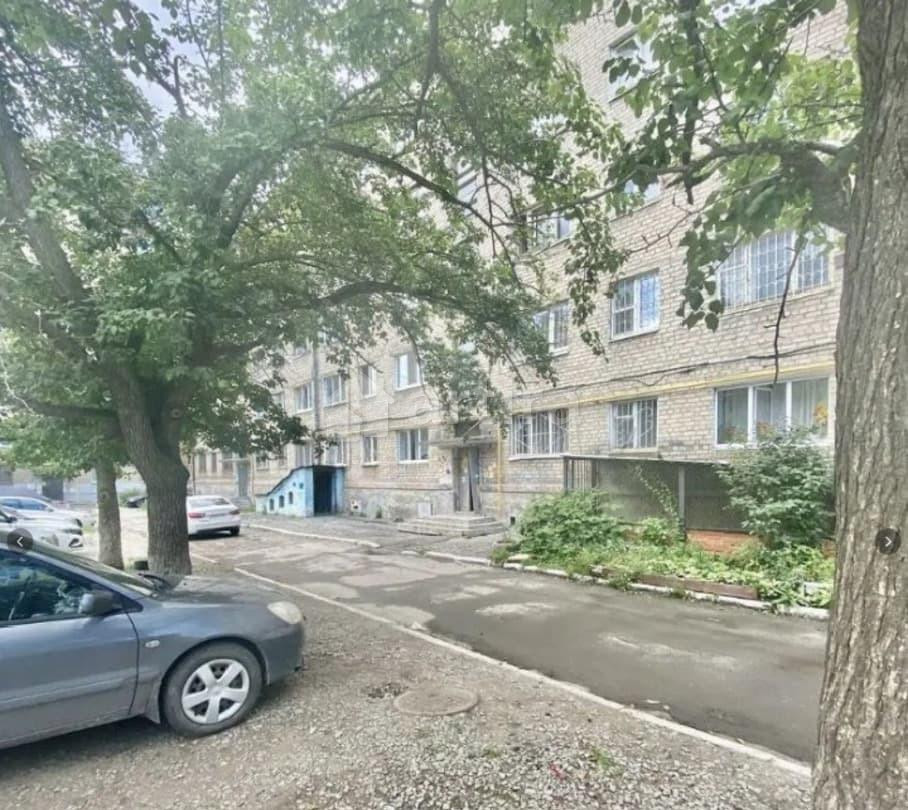 Комната, 11 м2, 1/5 эт. Екатеринбург - изображение 2