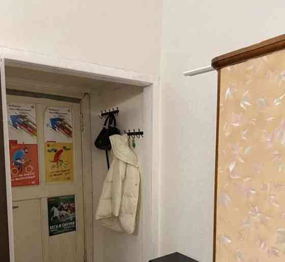 Комната, 104 м2, 1/5 эт. Москва