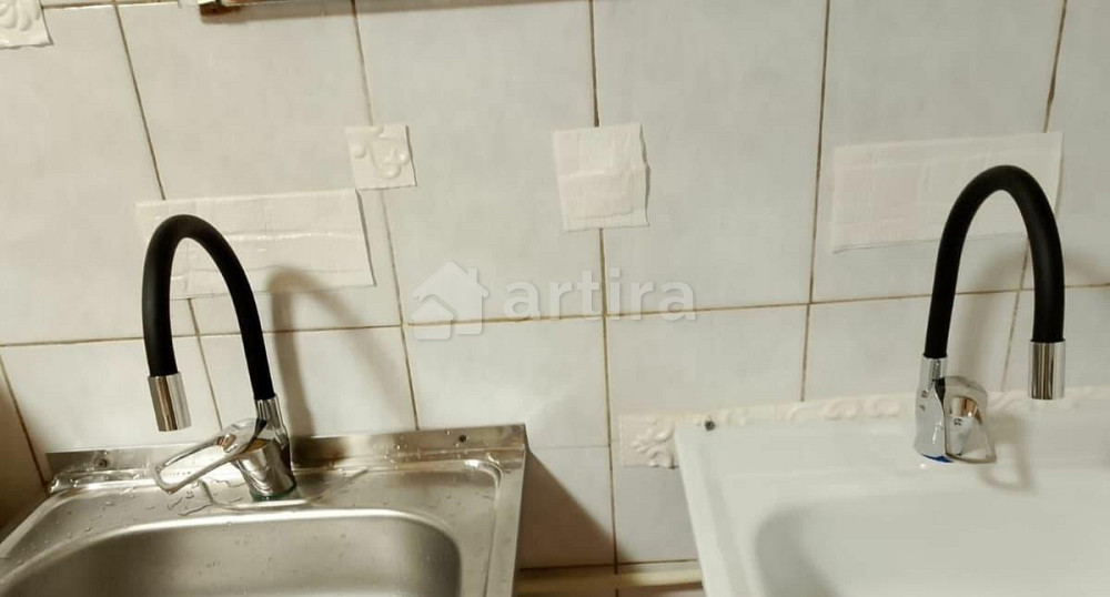 Комната, 11 м2, 4/5 эт. Саратов - изображение 1