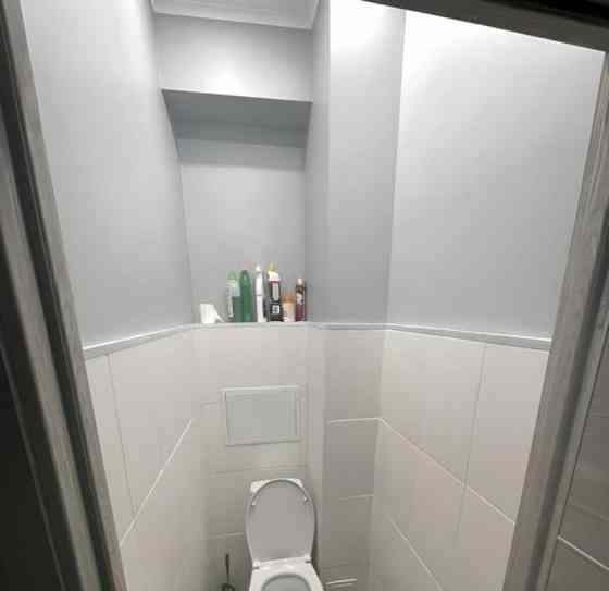 Комната, 99.6 м2, 2/8 эт. Москва