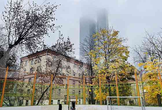 4-комн. квартира, 90 м2, 5/5 эт. Москва