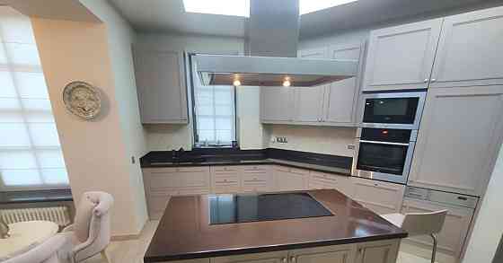 Коттедж, 380 м2, 20 соток, 2 эт. Истра