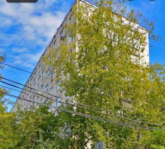 Комната, 60 м2, 2/9 эт. Москва