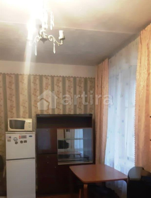 Комната, 18 м2, 1/5 эт. Москва - изображение 2