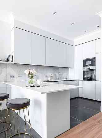 2-комн. апарт-ы, 62 м2, 13/78 эт. Москва