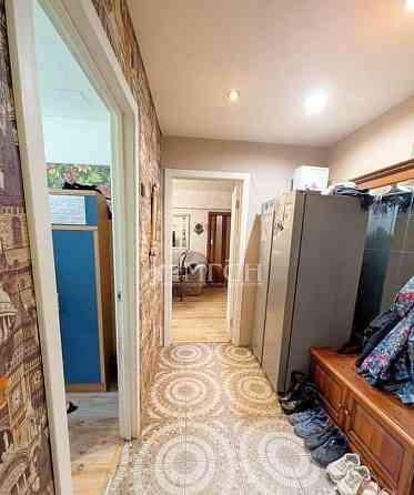 3-комн. квартира, 54 м2, 1/5 эт. Москва