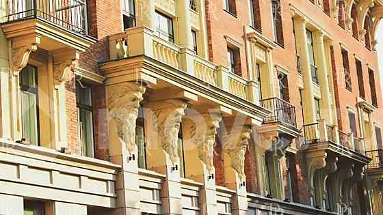 5-комн. квартира, 252.1 м2, 3/7 эт. Москва