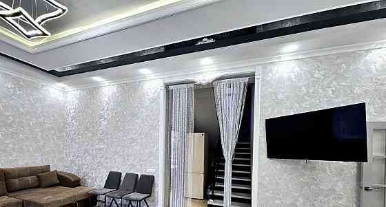 Дом, 200 м2, 4 сотки, 2 эт. Видное