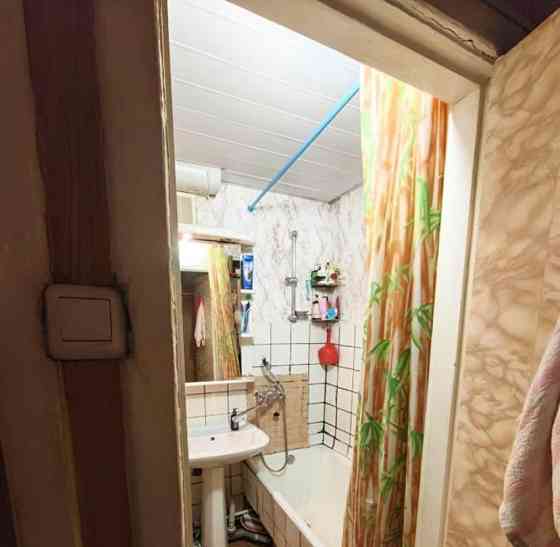 Комната, 20.1 м2, 1/9 эт. Москва