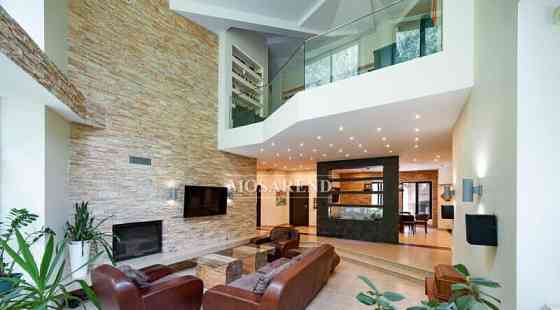 Дом, 720 м2 Москва