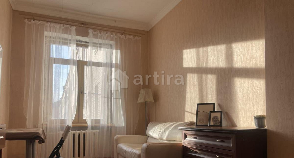 Комната, 15 м2, 4/5 эт. Москва - изображение 1