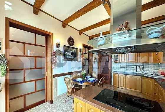 3-комн. квартира, 127 м2, 2/17 эт. Москва