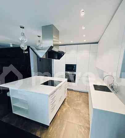3-комн. квартира, 150 м2, 25/25 эт. Москва