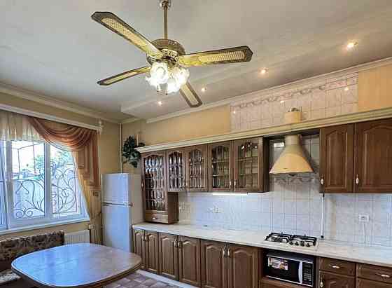 Дом, 150 м2, 2 сотки, 2 эт. Таганрог