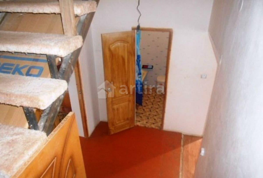 Дом, 145 м2, 8 соток, 2 эт. Миллерово - изображение 1