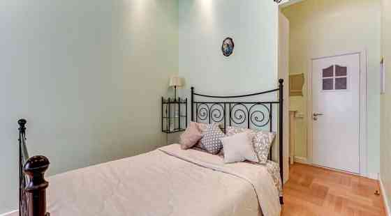 3-комн. апарт-ы, 90 м2, 3/5 эт. Санкт-Петербург