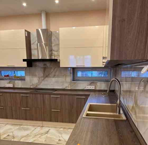 Дом, 250 м2, 1 га, 3 эт. Серпухов