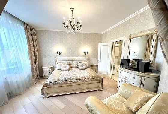 4-комн. квартира, 147 м2, 4/6 эт. Москва