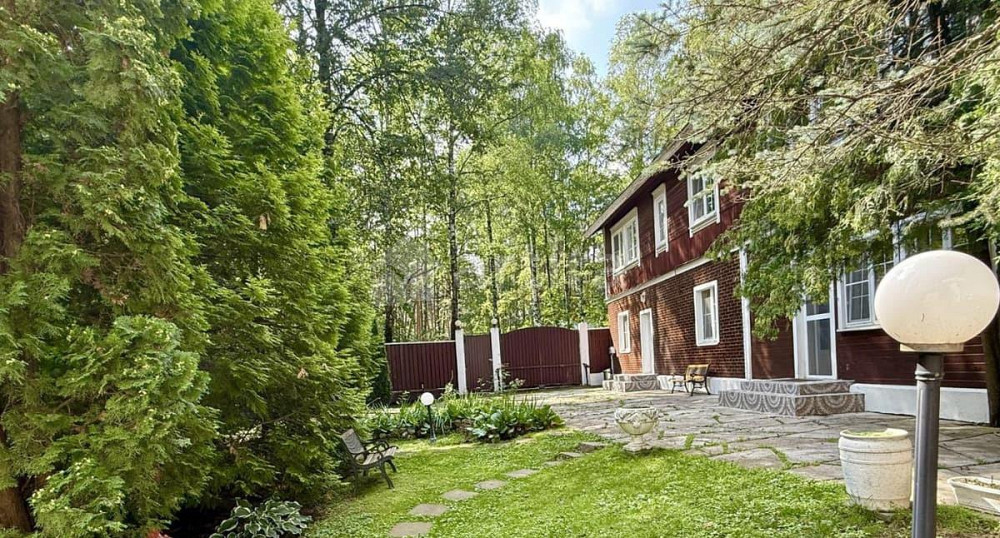 Дом, 300 м2, 3 сотки, 3 эт. Барвиха - изображение 4