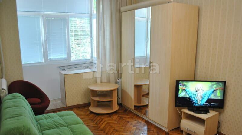 1-комн. квартира, 33 м2, 2/5 эт. Ялта - изображение 1