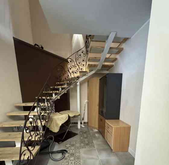 Таунхаус, 1500 м2, 10 соток, 2 эт. Кингисепп