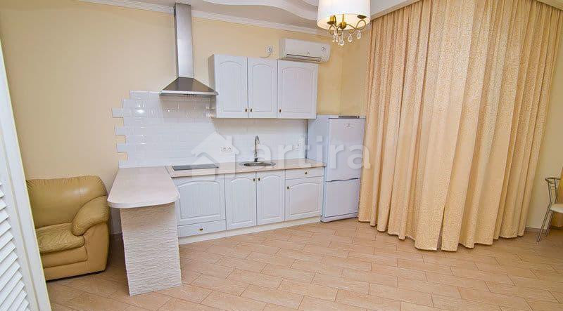 2-комн. квартира, 56 м2, 1/5 эт. Феодосия - изображение 3