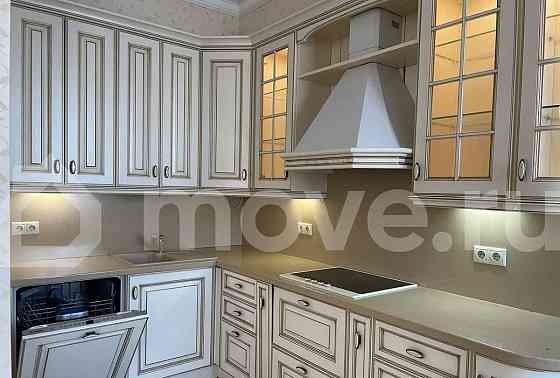 3-комн. квартира, 130.6 м2, 2/20 эт. Москва