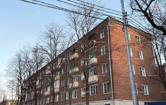 Комната, 30 м2, 3/5 эт. Москва