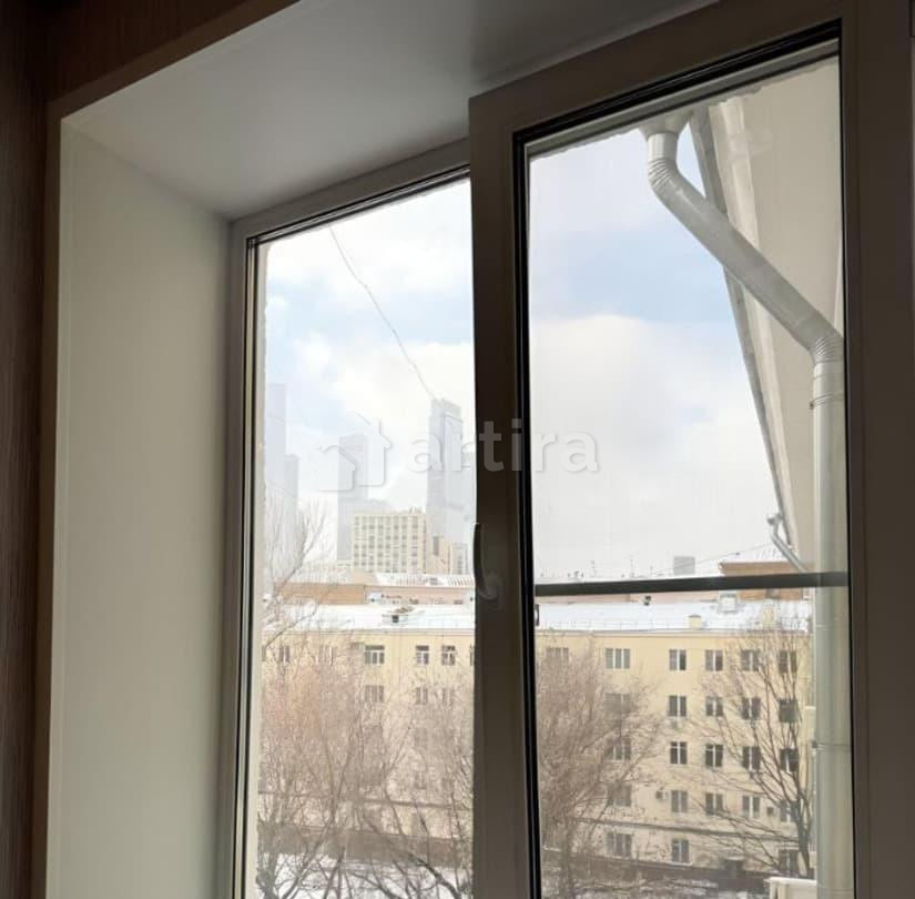 Комната, 28 м2, 5/5 эт. Москва - изображение 2