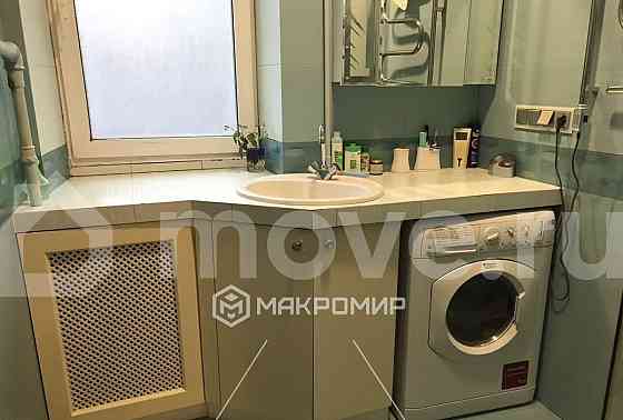 3-комн. квартира, 65 м2, 2/10 эт. Москва