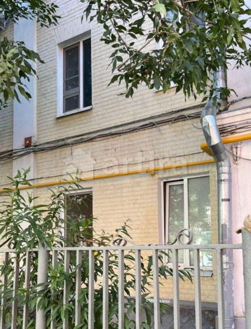 Комната, 12.7 м2, 1/5 эт. Москва - изображение 2