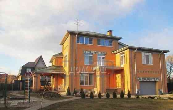 Коттедж, 1000 м2 Лесной Городок