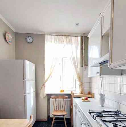 Комната, 100 м2, 5/6 эт. Москва