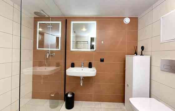 1-комн. квартира, 28 м2, 1/3 эт. Санкт-Петербург