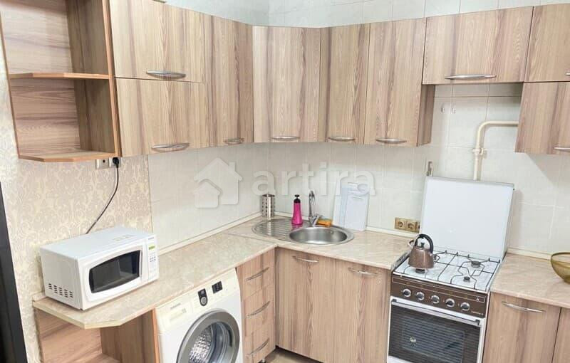 2-комн. квартира, 55 м2, 2/5 эт. Екатеринбург - изображение 2