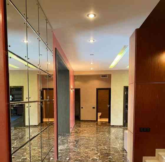 Дом, 640 м2, 40 соток, 2 эт. Истра