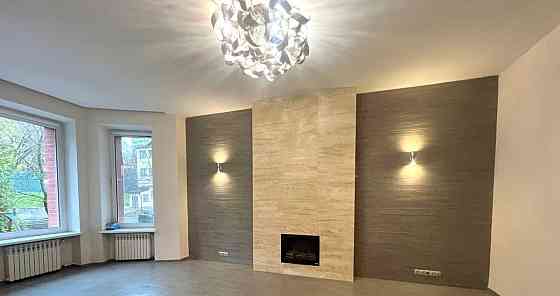 Таунхаус, 330 м2, 1 сотка, 3 эт. Москва